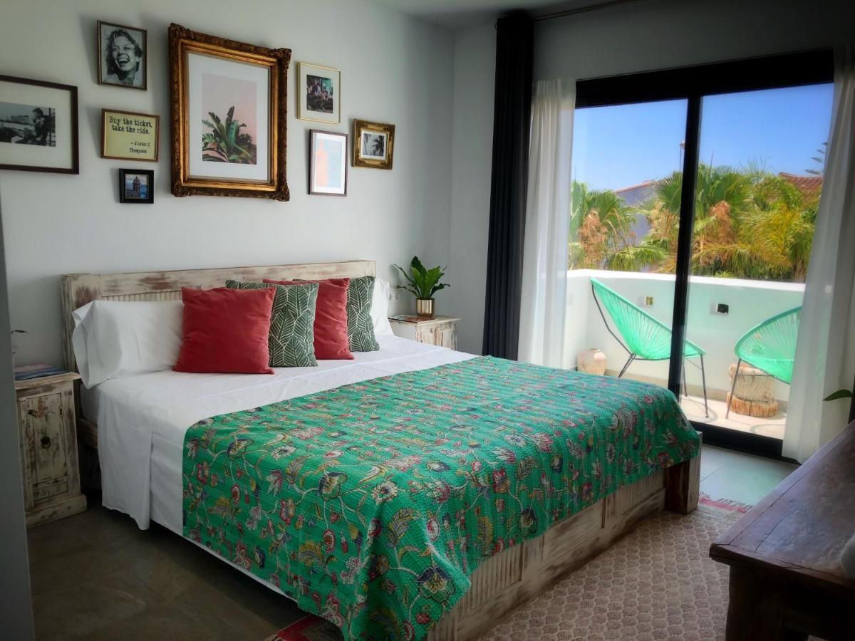 One Thousand Waves Bed & Breakfast Moraira Dış mekan fotoğraf